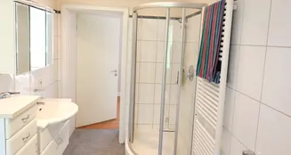 von_poll_real_estate_property_25416007_image_12