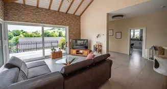 von_poll_real_estate_property_25416008_image_8