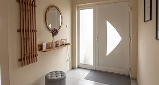 von_poll_real_estate_property_25416008_image_2