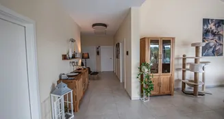 von_poll_real_estate_property_25416008_image_3