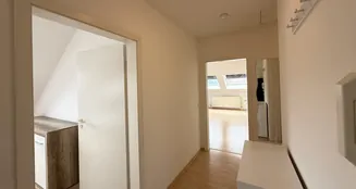 von_poll_real_estate_property_25416012_image_4