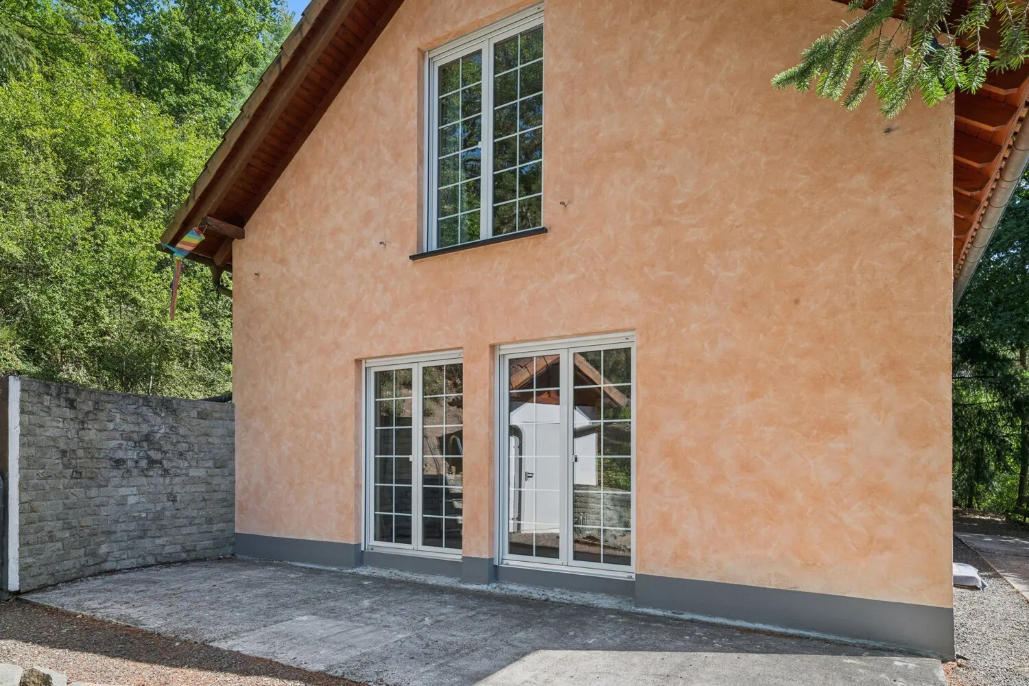 Terrasse in geschützter Naturlage