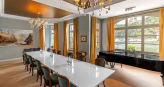 von_poll_real_estate_property_25416017_image_1