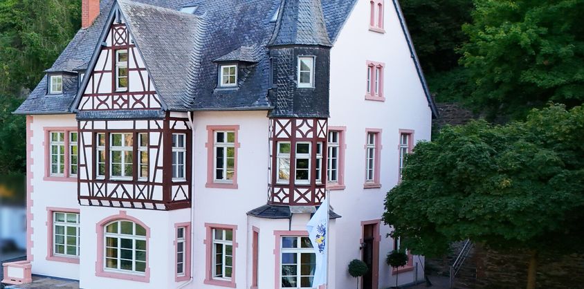 von Poll Immobilien GmbH