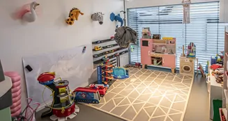 von_poll_real_estate_property_25416026_image_21