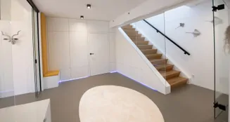 von_poll_real_estate_property_25416026_image_1