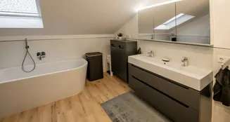 von_poll_real_estate_property_25416025_image_20