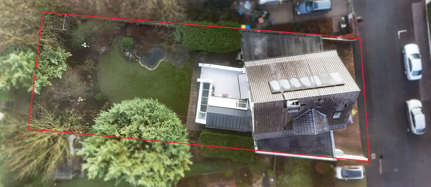 Außergewöhnliches Einfamilienhaus mit Indoor-Pool & Sauna in sehr guter, zentraler Wohnlage