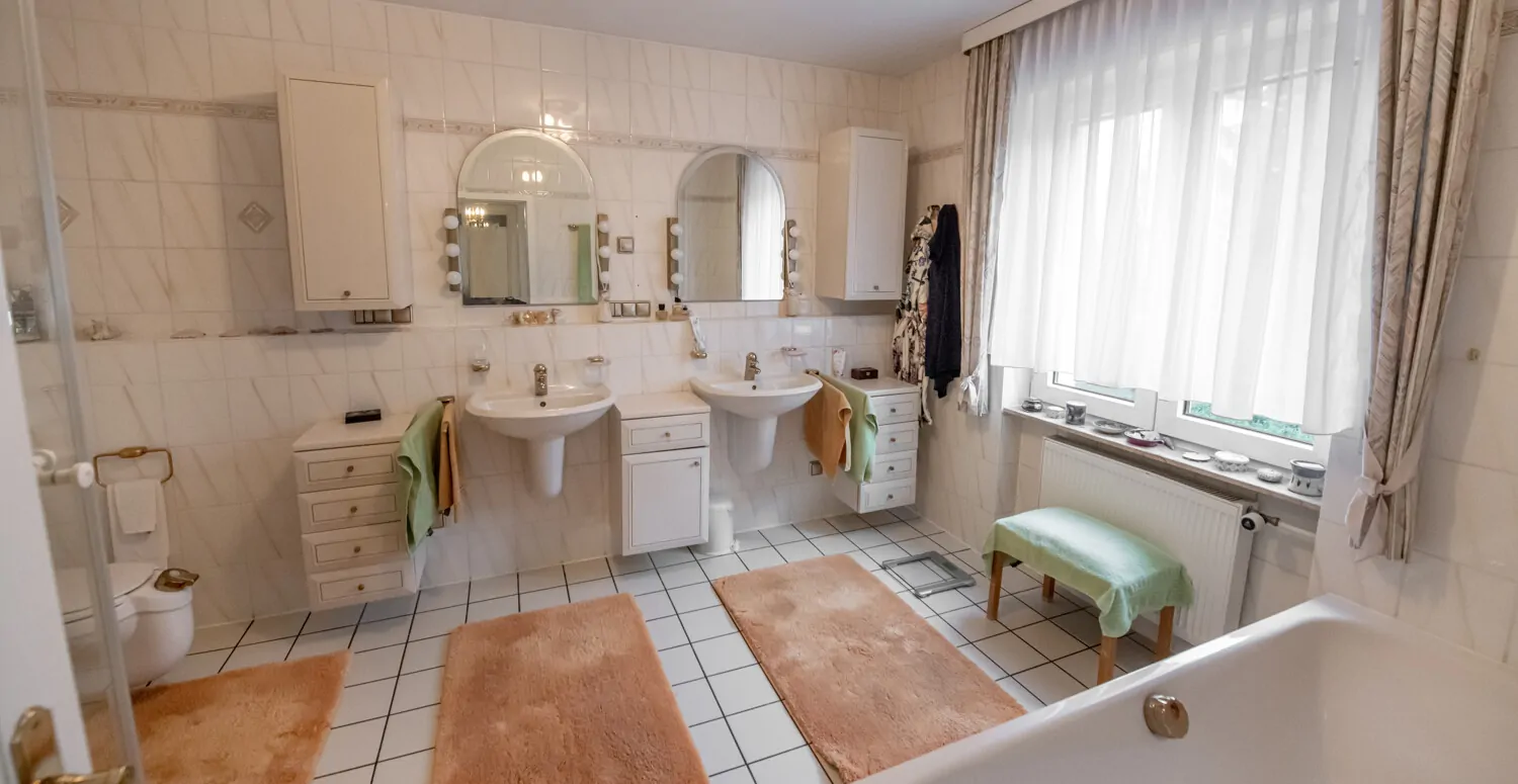 Bad Bad erstes Obergeschoss