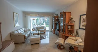 von_poll_real_estate_property_25416028_image_5