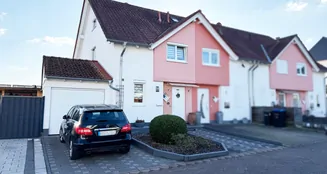 von_poll_real_estate_property_25416027_image_0