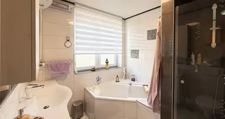 von_poll_real_estate_property_25416027_image_7