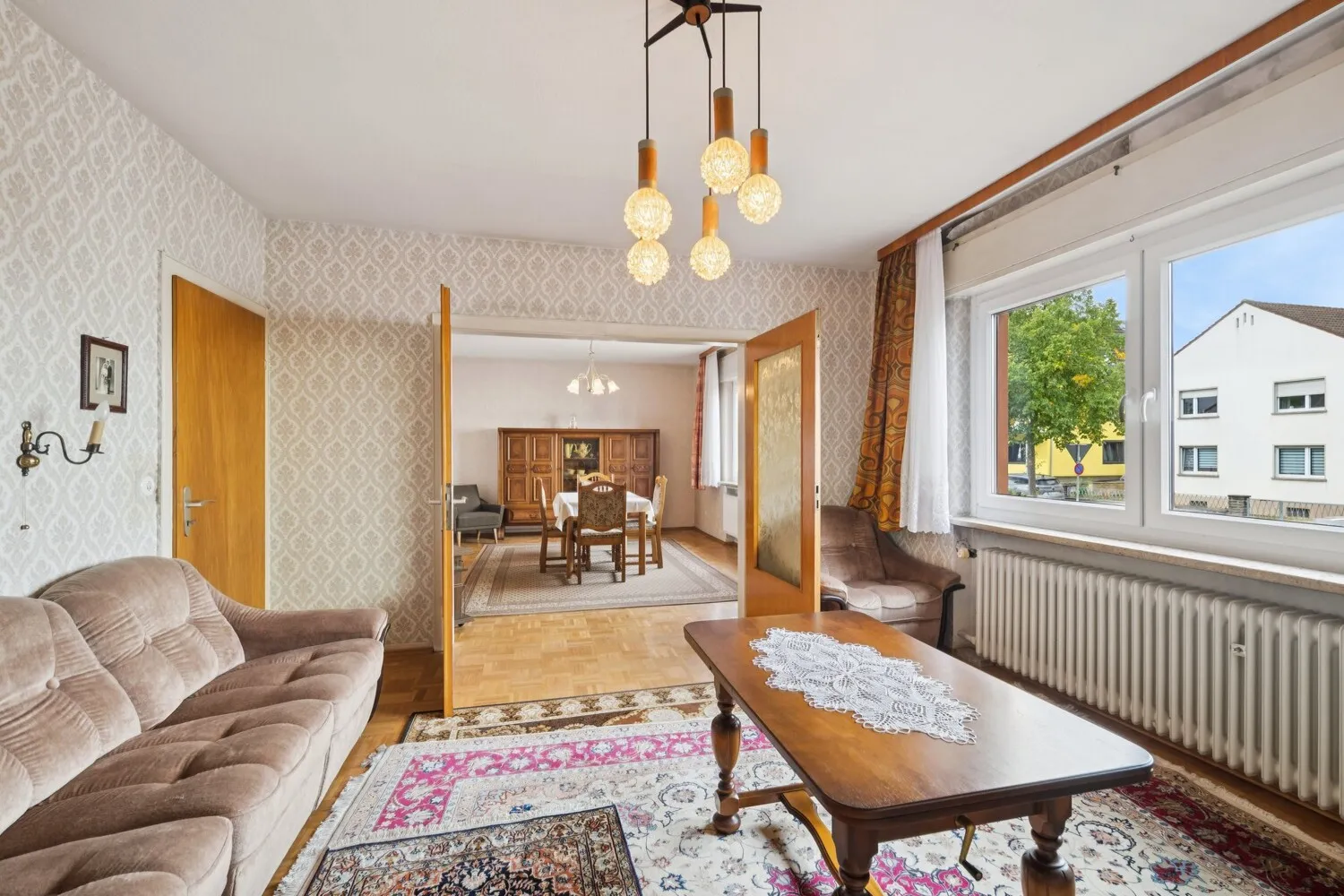 Wohnbereich mit Esszimmer