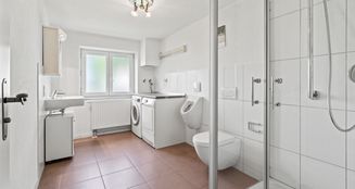 von_poll_real_estate_property_25163012_image_7