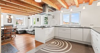 von_poll_real_estate_property_25163012_image_5
