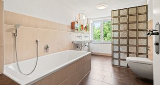 von_poll_real_estate_property_25163012_image_14