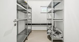 von_poll_real_estate_property_25163013_image_12
