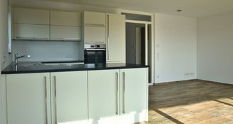 von_poll_real_estate_property_25163015_image_2