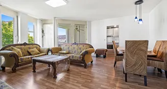 von_poll_real_estate_property_25163016_image_0