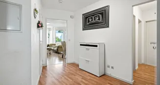 von_poll_real_estate_property_25163016_image_2