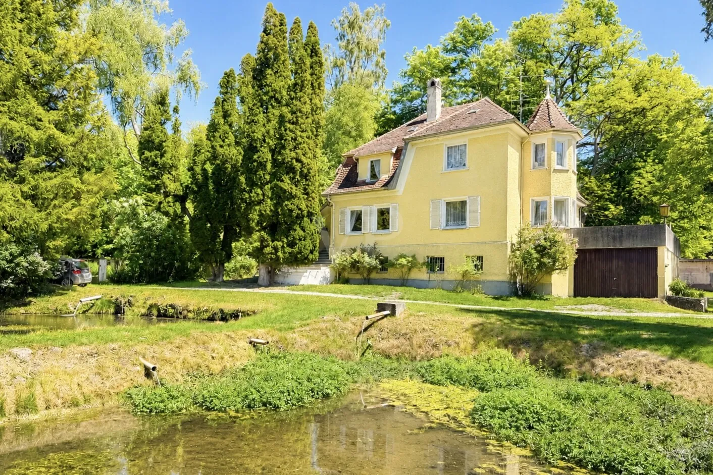 Villa