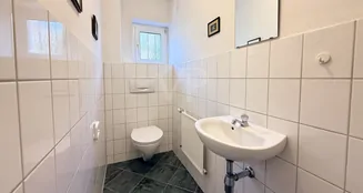 von_poll_real_estate_property_25163023_image_12