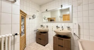 von_poll_real_estate_property_25163024_image_12