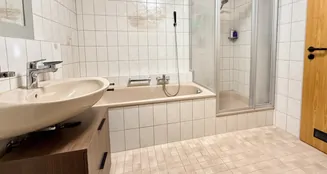 von_poll_real_estate_property_25163024_image_13