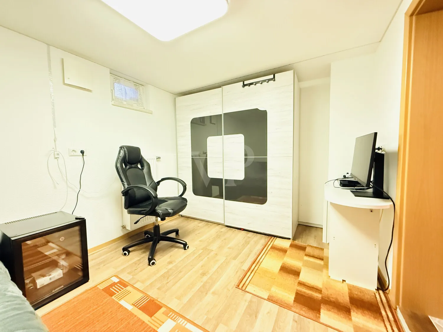 16 Zimmer UG