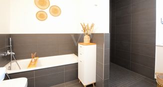 von_poll_real_estate_property_25121118_image_8