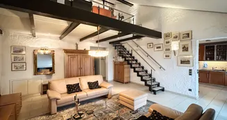 von_poll_real_estate_property_26237385_image_0