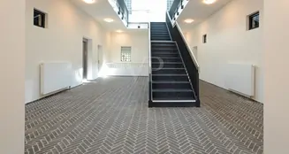 von_poll_real_estate_property_25121126_image_16