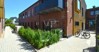 von_poll_real_estate_property_25121126_image_19