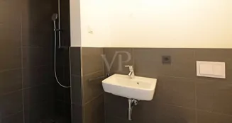 von_poll_real_estate_property_26121131_image_8