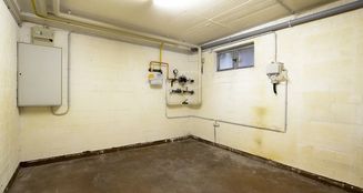 von_poll_real_estate_property_25121107_image_13