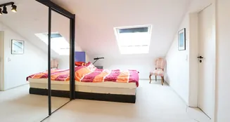 von_poll_real_estate_property_25121125_image_16