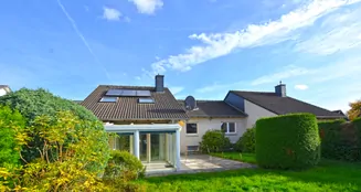 von_poll_real_estate_property_25121125_image_0