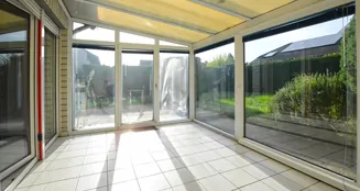 von_poll_real_estate_property_25121125_image_6