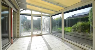 von_poll_real_estate_property_25121125_image_6