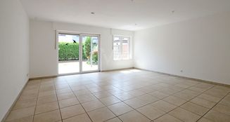 von_poll_real_estate_property_25121122_image_2