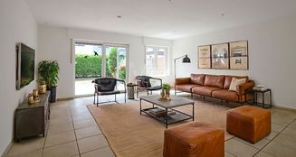 von_poll_real_estate_property_25121122_image_1