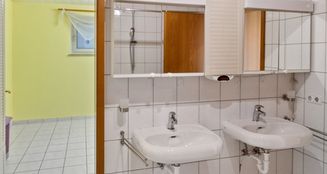 von_poll_real_estate_property_25093041_image_12
