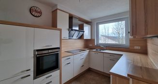 von_poll_real_estate_property_25093034_image_1