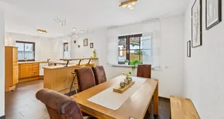 von_poll_real_estate_property_25093070_image_6