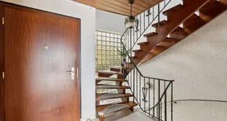 von_poll_real_estate_property_25093064_image_8