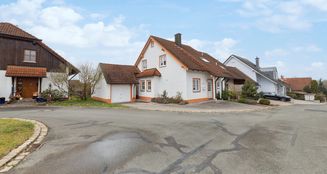 von_poll_real_estate_property_25093018_image_1