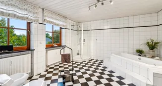 von_poll_real_estate_property_25093065_image_12