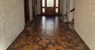 von_poll_real_estate_property_25093024_image_1