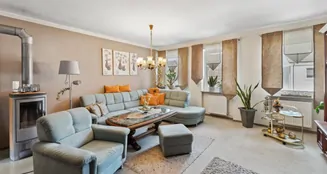 von_poll_real_estate_property_25093021_image_6