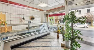 von_poll_real_estate_property_25093021_image_4